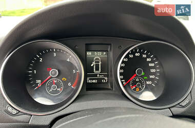Універсал Volkswagen Jetta 2012 в 