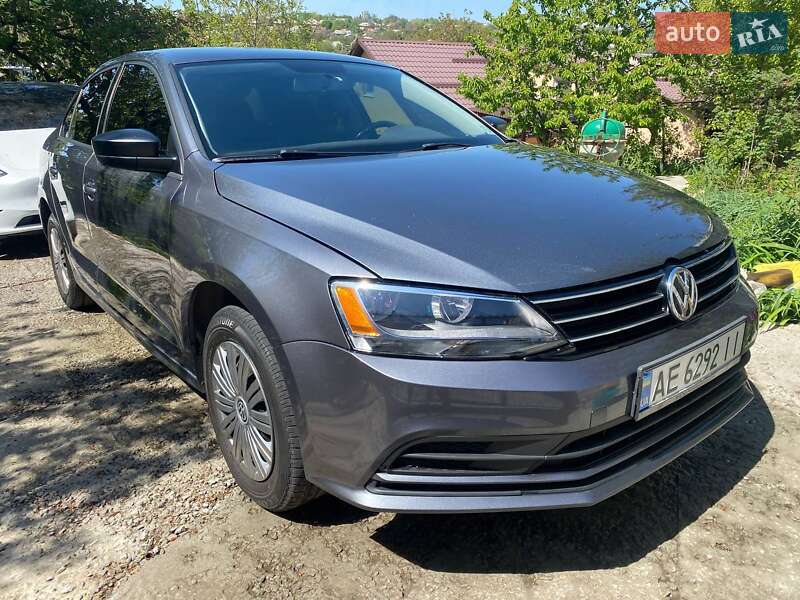Volkswagen Jetta 2015