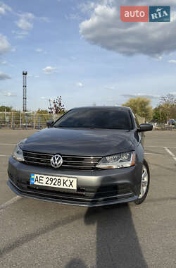 Седан Volkswagen Jetta 2017 в Днепре