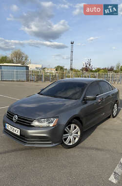 Седан Volkswagen Jetta 2017 в 