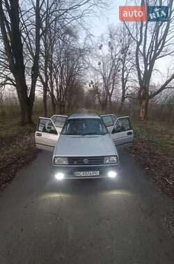 Седан Volkswagen Jetta 1990 в Стрые