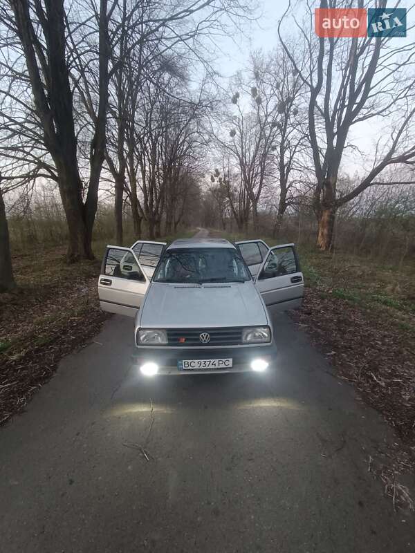Седан Volkswagen Jetta 1990 в 