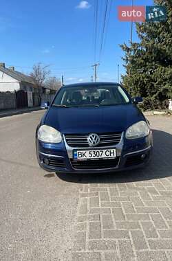 Седан Volkswagen Jetta 2008 в 