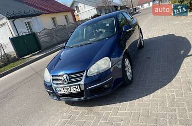 Седан Volkswagen Jetta 2008 в 