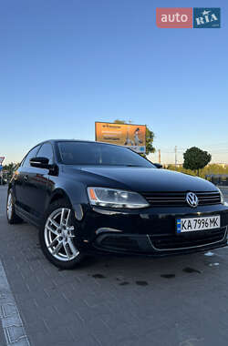 Седан Volkswagen Jetta 2014 в Софіївській Борщагівці