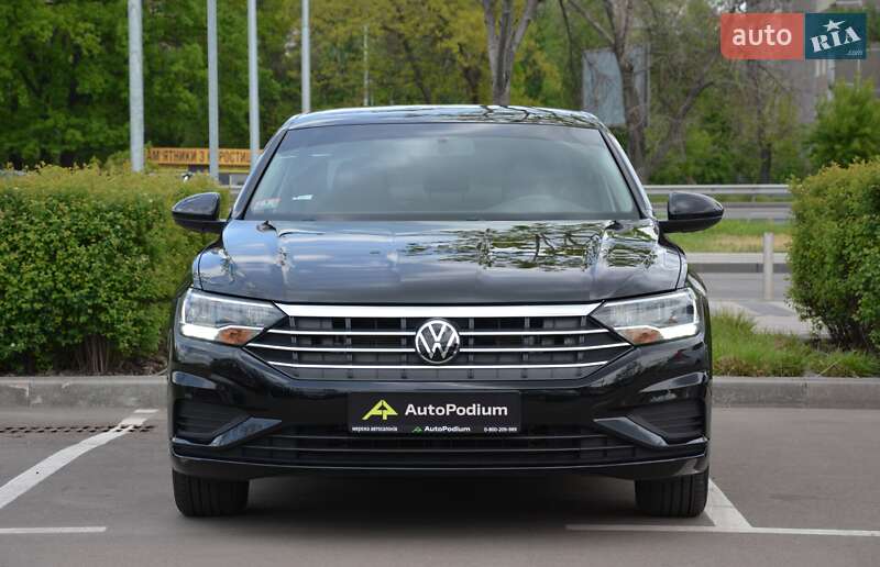 Седан Volkswagen Jetta 2018 в Киеве