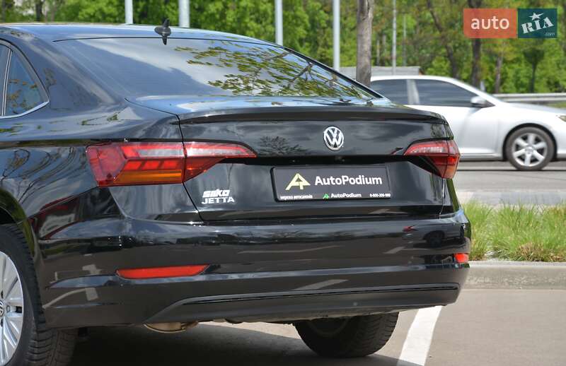Седан Volkswagen Jetta 2018 в Киеве