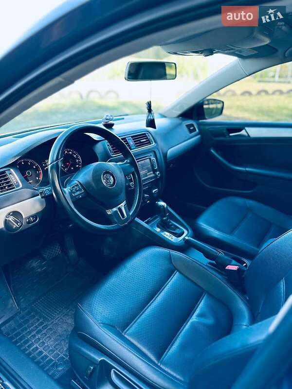 Седан Volkswagen Jetta 2014 в Полтаве