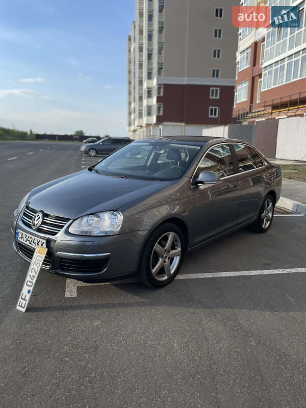 Седан Volkswagen Jetta 2007 в Умані