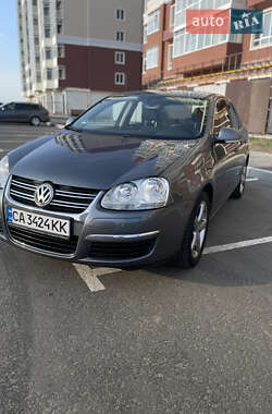 Седан Volkswagen Jetta 2007 в 