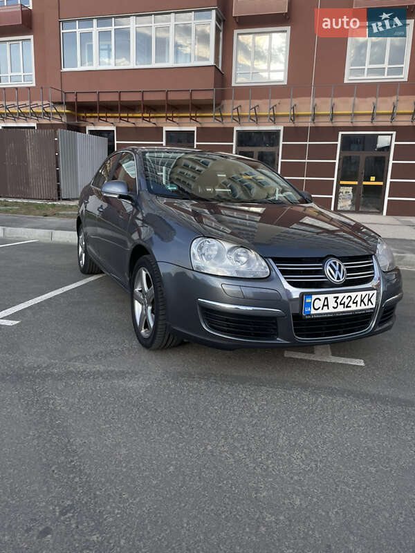 Седан Volkswagen Jetta 2007 в Умані
