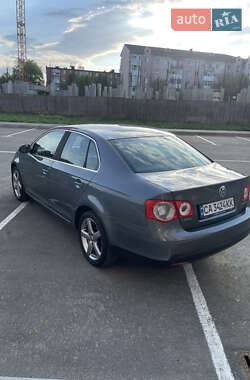 Седан Volkswagen Jetta 2007 в 