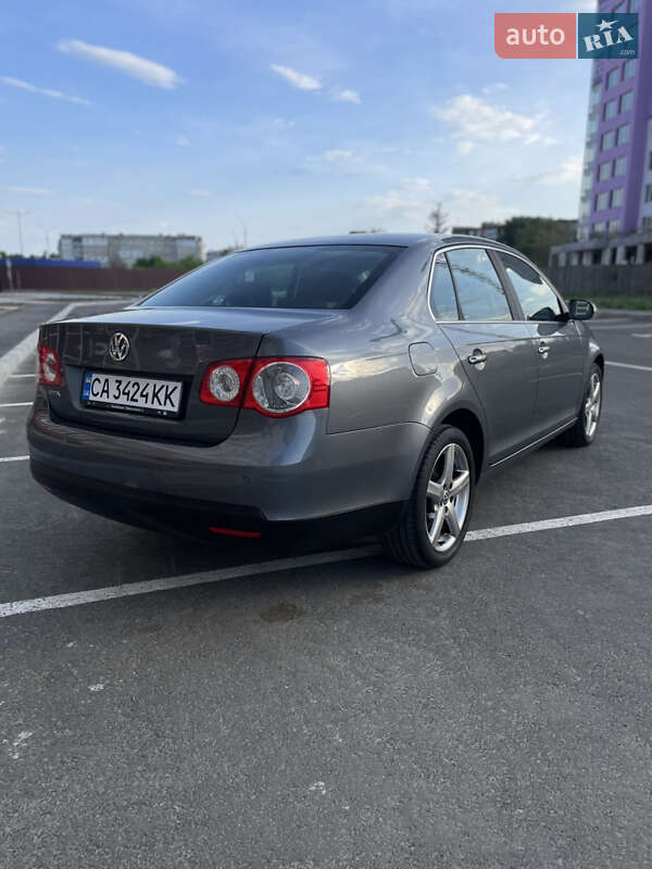 Седан Volkswagen Jetta 2007 в Умані