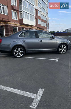 Седан Volkswagen Jetta 2007 в 