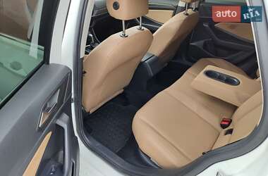 Седан Volkswagen Jetta 2018 в 