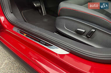Седан Volkswagen Jetta 2014 в 