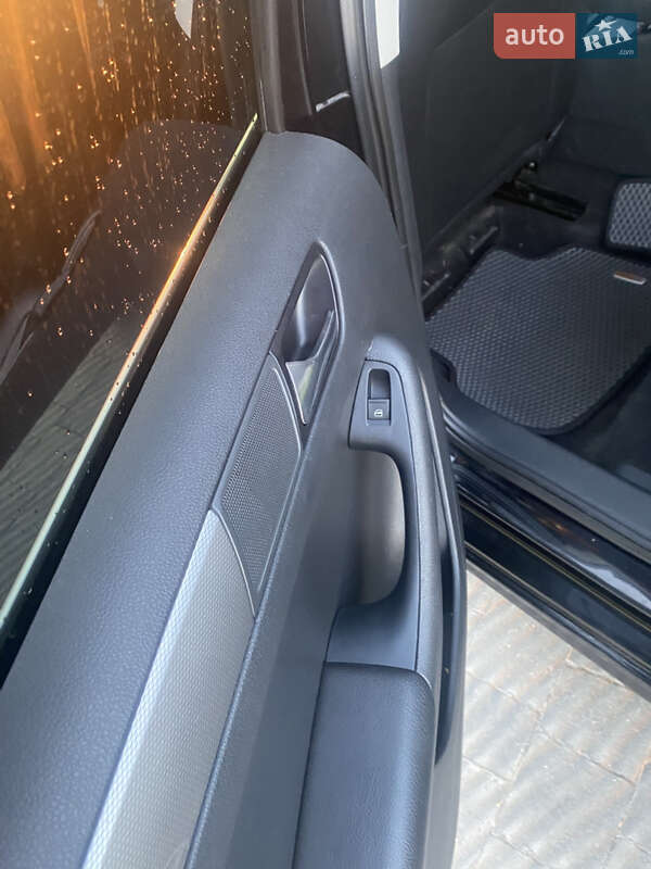 Седан Volkswagen Jetta 2016 в Буську