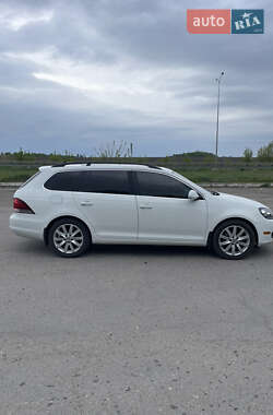 Універсал Volkswagen Jetta 2014 в 