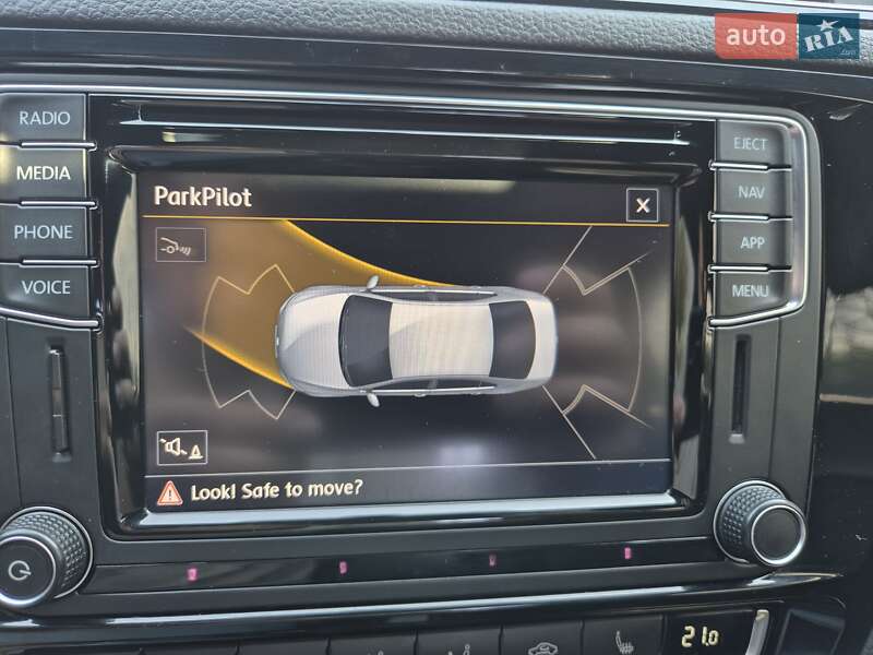 Седан Volkswagen Jetta 2017 в Киеве