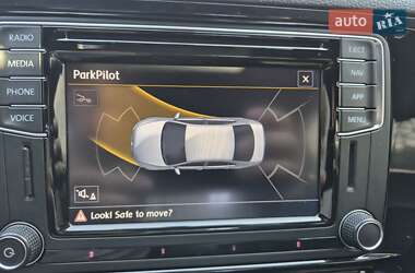 Седан Volkswagen Jetta 2017 в 