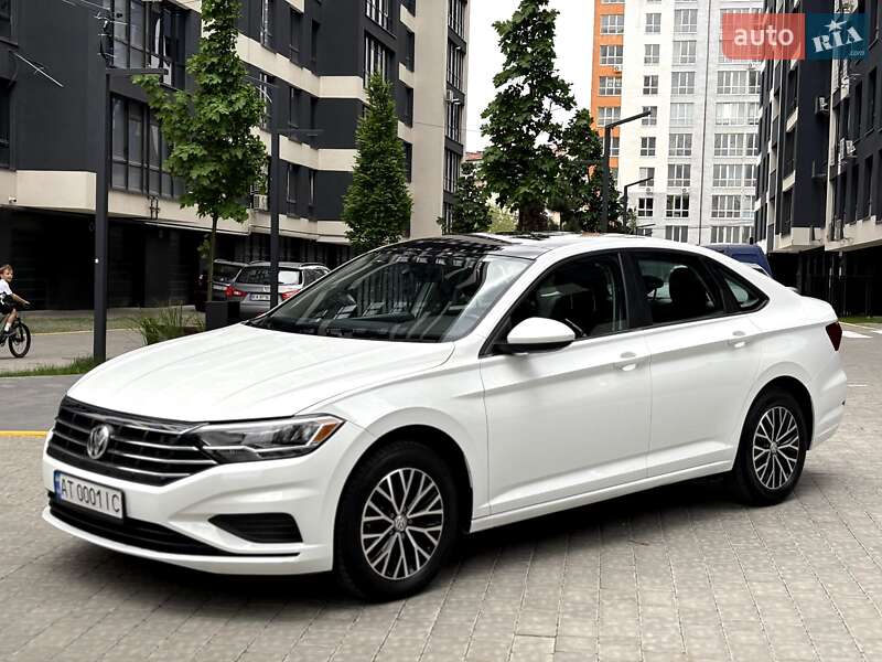 Седан Volkswagen Jetta 2020 в Ивано-Франковске