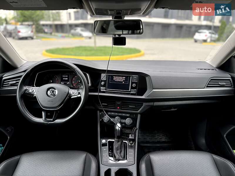 Седан Volkswagen Jetta 2020 в Ивано-Франковске