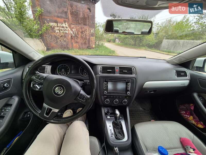Седан Volkswagen Jetta 2012 в Харькове