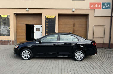 Седан Volkswagen Jetta 2017 в 
