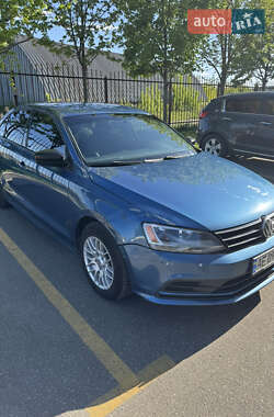 Седан Volkswagen Jetta 2015 в 