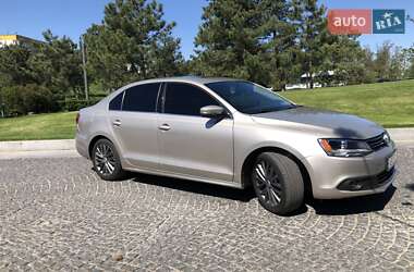 Седан Volkswagen Jetta 2012 в 