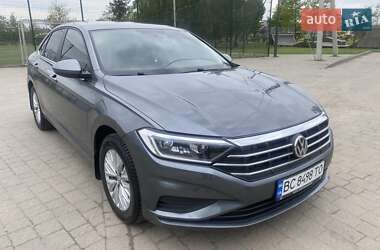 Седан Volkswagen Jetta 2018 в Львове