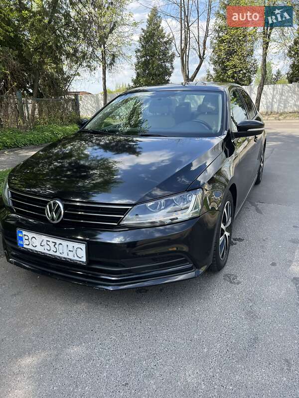 Седан Volkswagen Jetta 2017 в Львові
