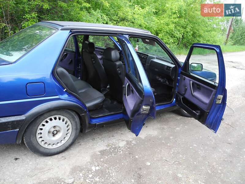 Седан Volkswagen Jetta 1989 в Косове