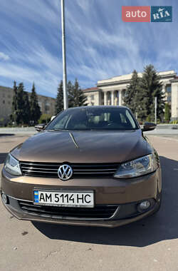 Седан Volkswagen Jetta 2014 в Житомирі