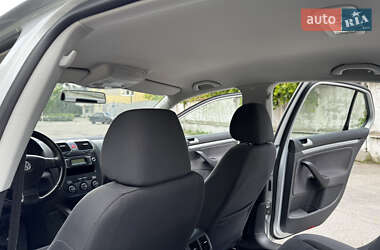 Седан Volkswagen Jetta 2009 в 