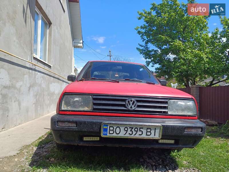 Седан Volkswagen Jetta 1991 в Монастыриске