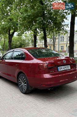 Седан Volkswagen Jetta 2016 в 