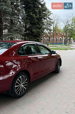 Седан Volkswagen Jetta 2016 в 