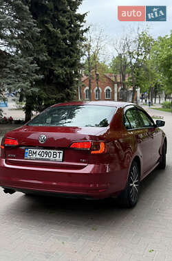 Седан Volkswagen Jetta 2016 в 