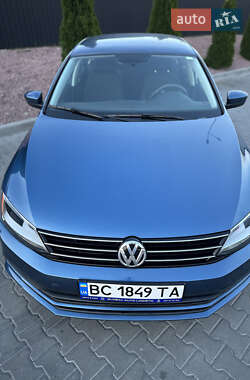 Седан Volkswagen Jetta 2015 в 