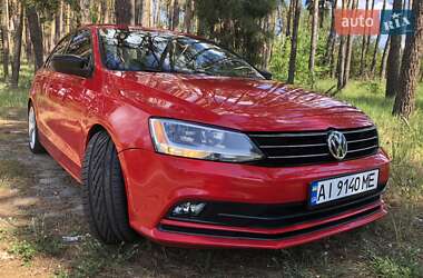 Седан Volkswagen Jetta 2015 в Києві