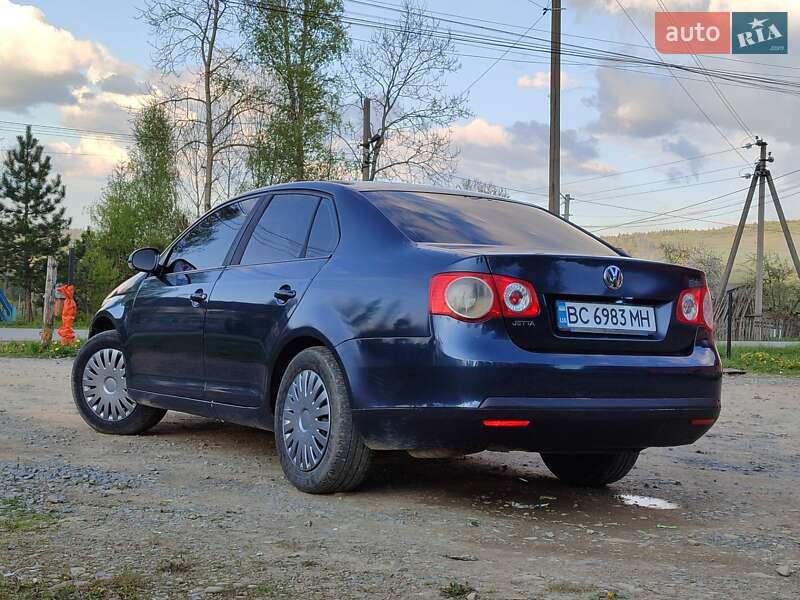 Седан Volkswagen Jetta 2008 в Сколе