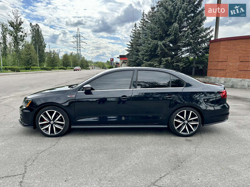 Седан Volkswagen Jetta 2017 в Харькове