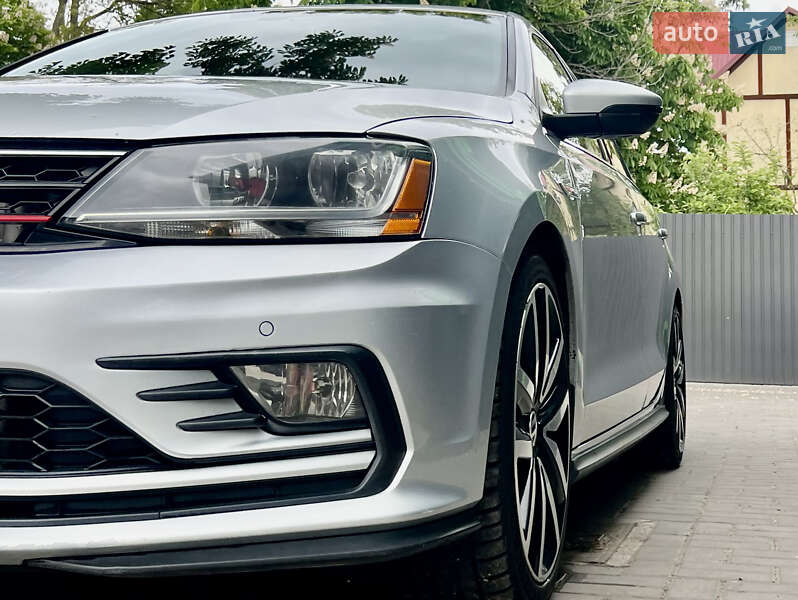 Volkswagen Jetta 2016