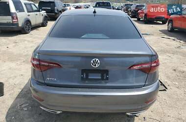 Седан Volkswagen Jetta 2021 в 