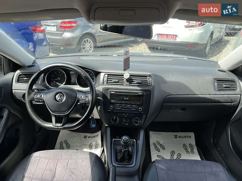 Седан Volkswagen Jetta 2015 в Смеле