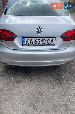 Седан Volkswagen Jetta 2014 в 