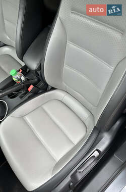 Седан Volkswagen Jetta 2013 в 