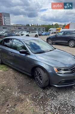 Седан Volkswagen Jetta 2015 в 