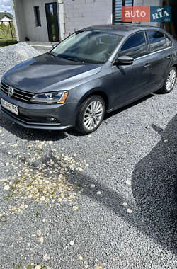Седан Volkswagen Jetta 2015 в 